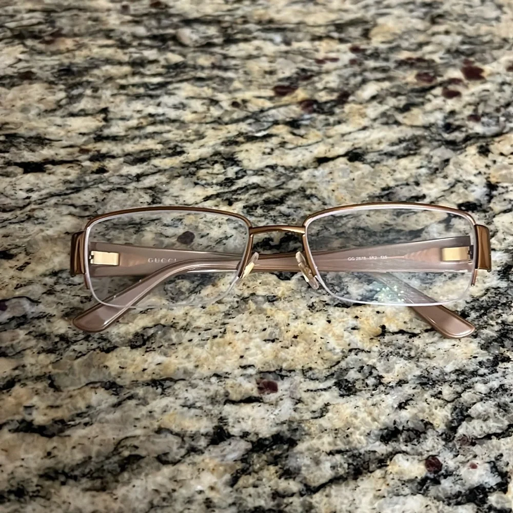 NEW Gucci eyeglasses with case - Picture 2 of 7